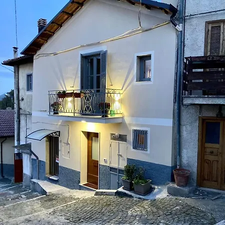 Piccola Dimora Accogliente E Molto Panoramica Holiday home *